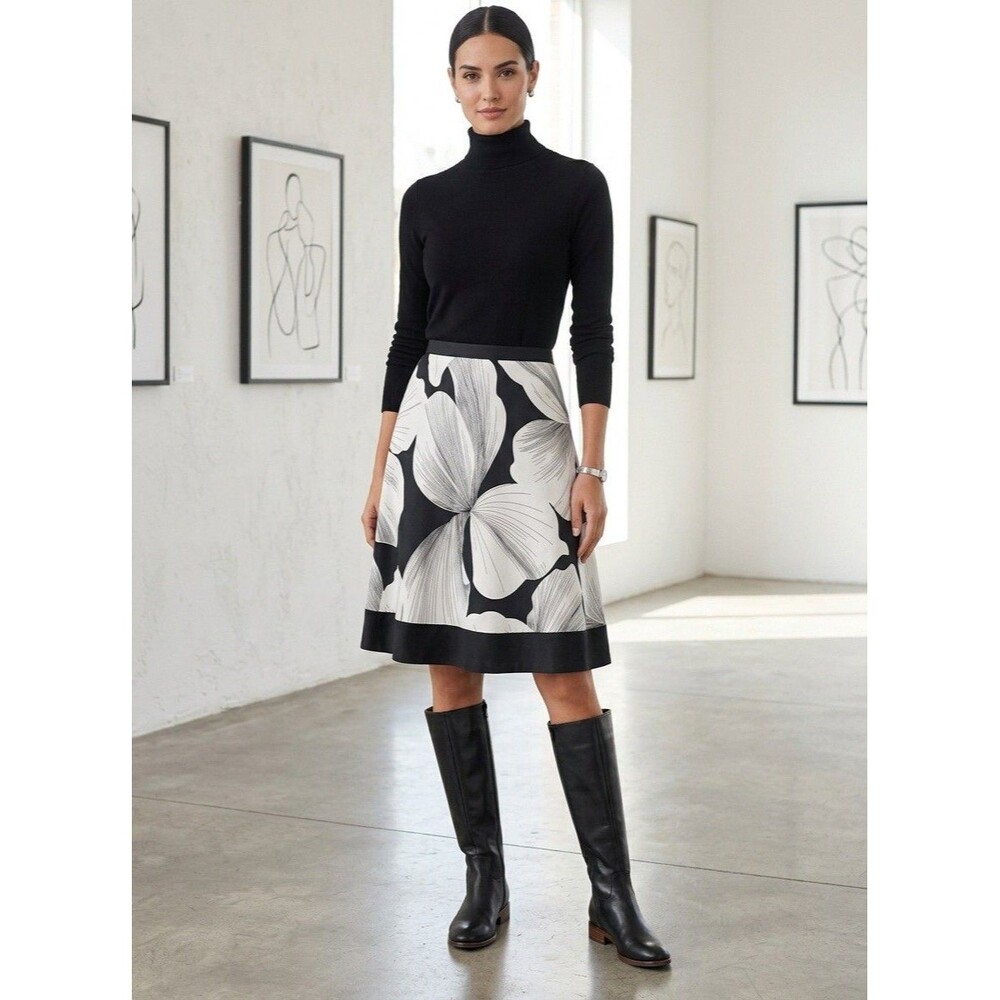 White House Black Market Size 4 Black White Floral Print Silk Skirt